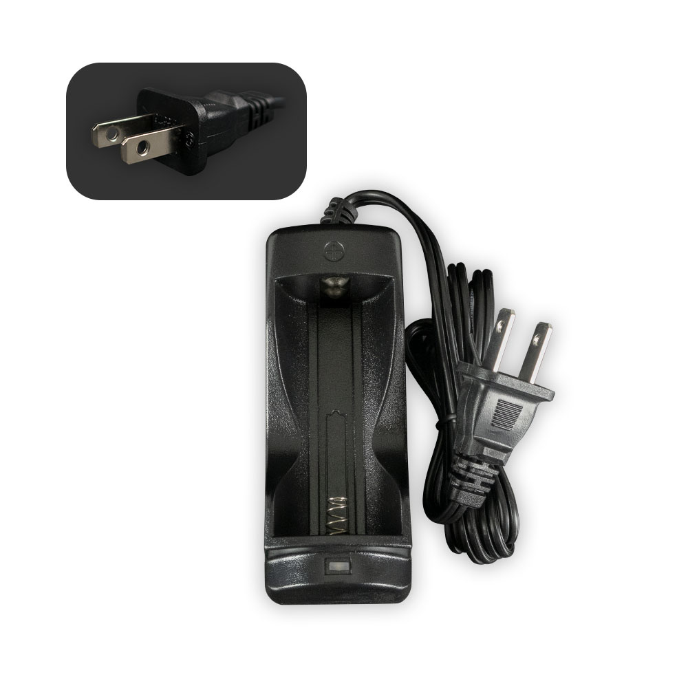 013A - 26650 Battery Charger_US