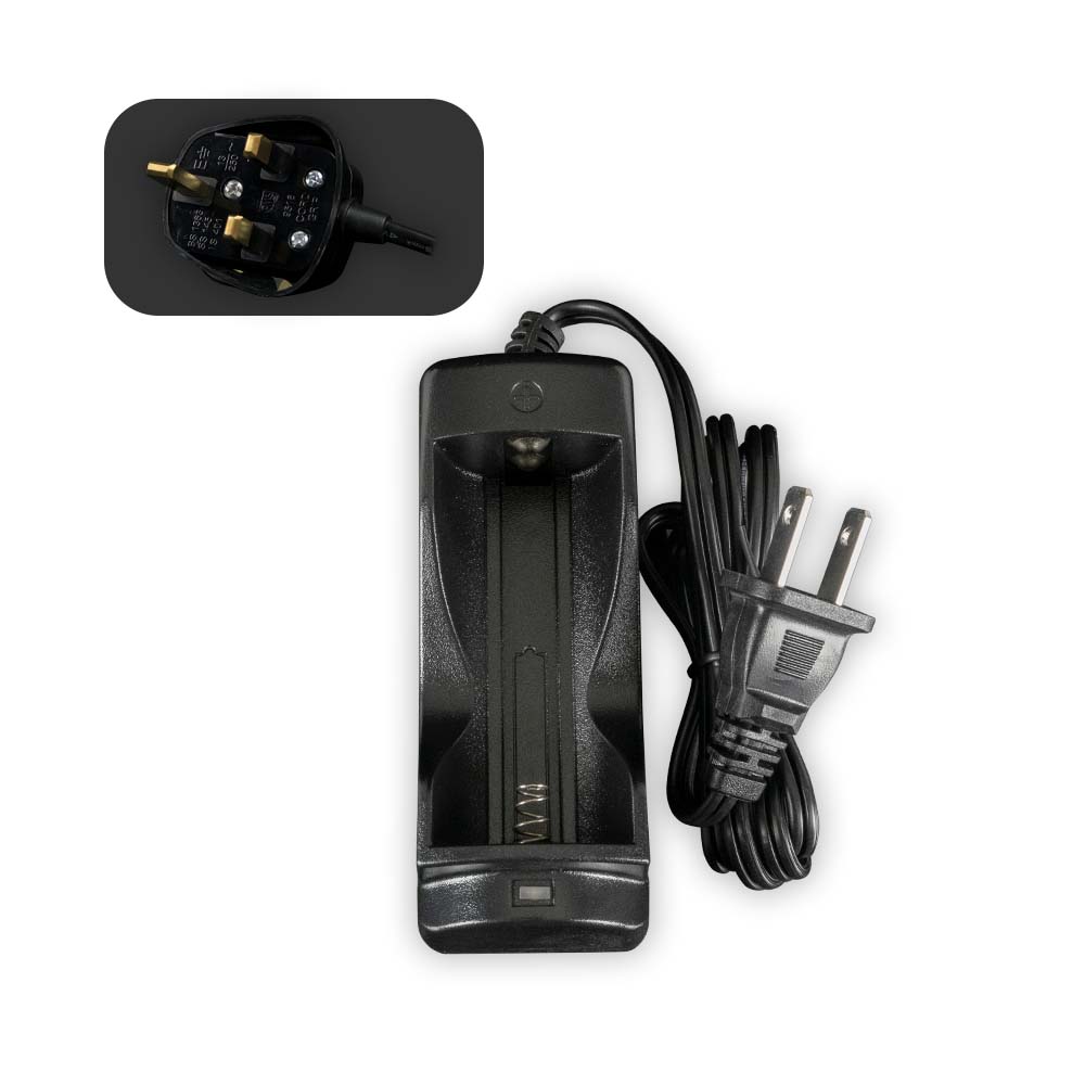013B - 26650 Battery Charger_UK