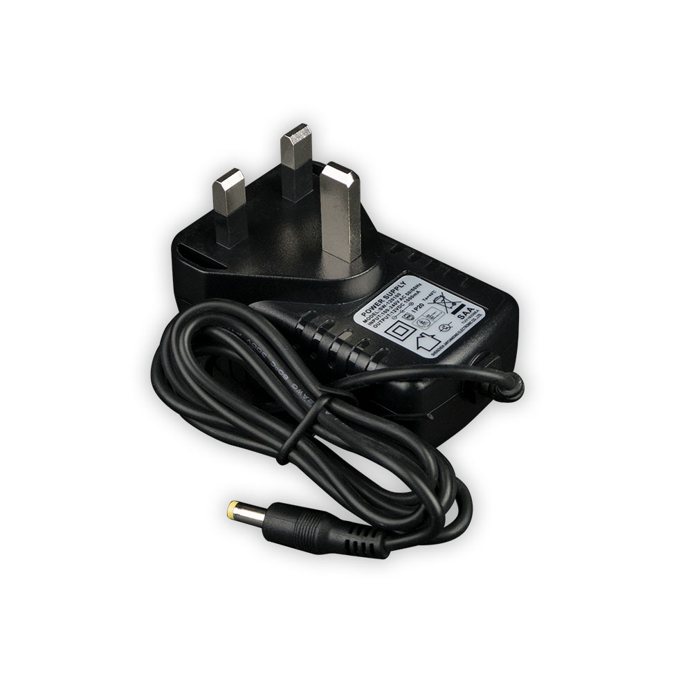 013C - Solo II Charger (UK)