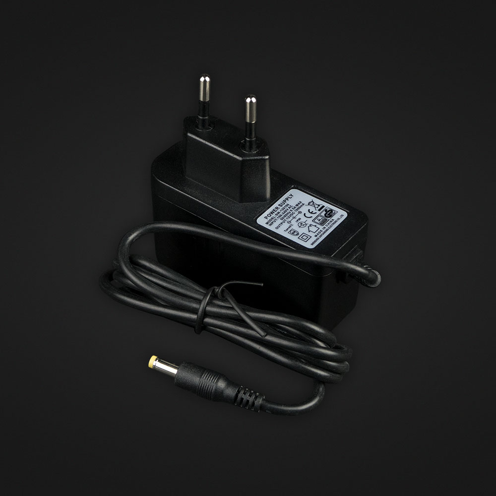 06B - Solo II Charger (EU)